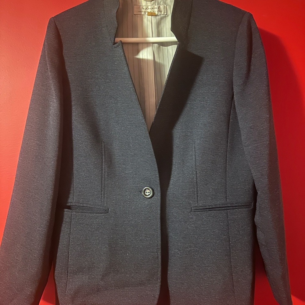 Tahari ASL Navy Straight leg Pant Suit